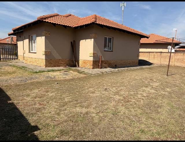3 BEDROOM HOUSE FOR SALE IN WATERKLOOF